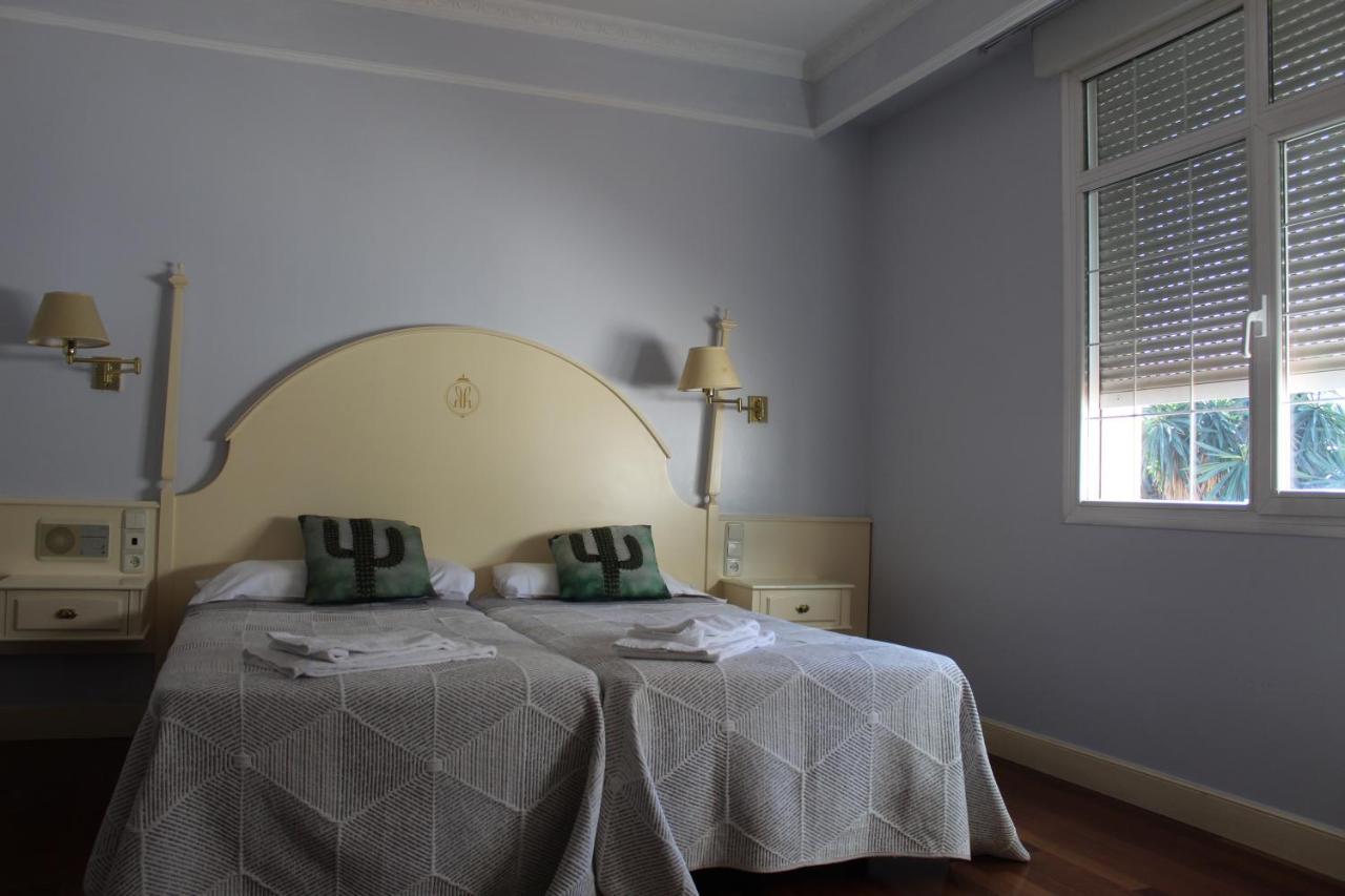 Hotel Harrison Etxea Amorebieta-Etxano Extérieur photo