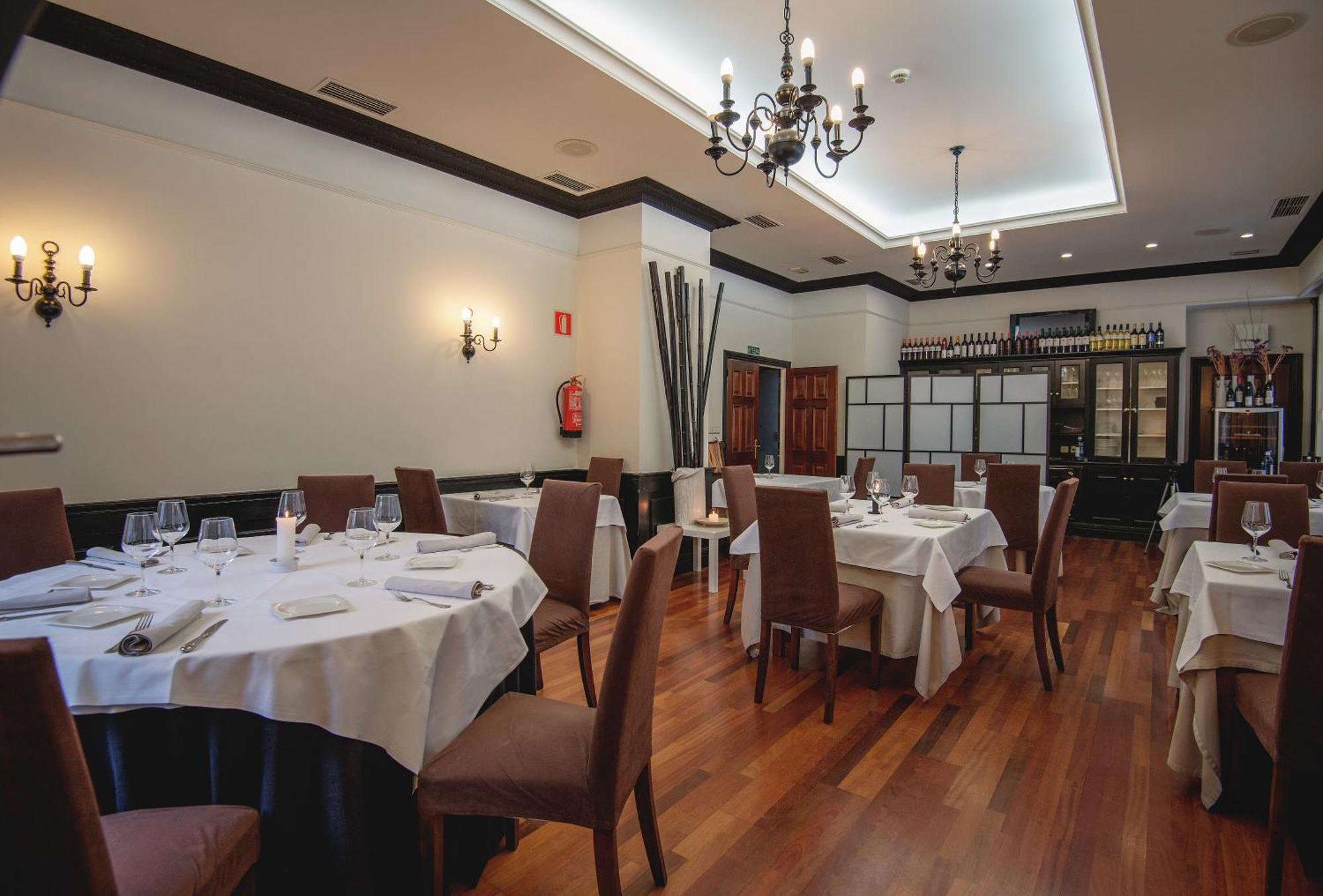 Hotel Harrison Etxea Amorebieta-Etxano Extérieur photo