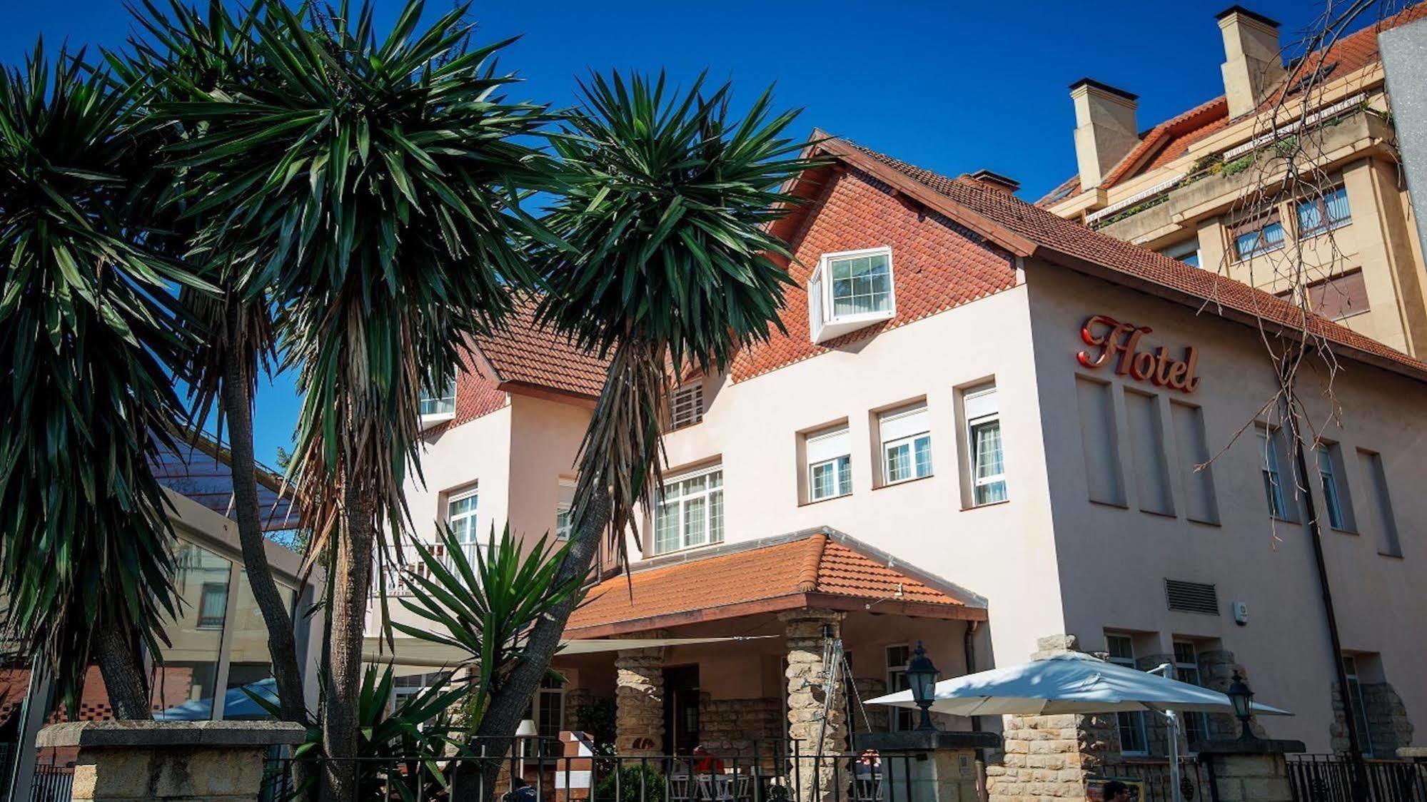 Hotel Harrison Etxea Amorebieta-Etxano Extérieur photo